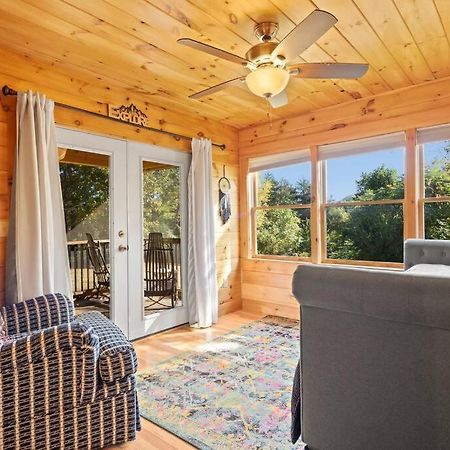 Dream Weaver Cabin Villa Candler ภายนอก รูปภาพ