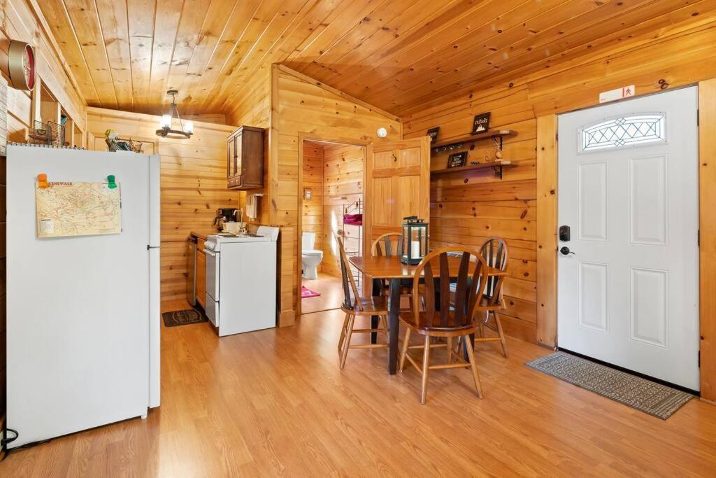 Dream Weaver Cabin Villa Candler ภายนอก รูปภาพ