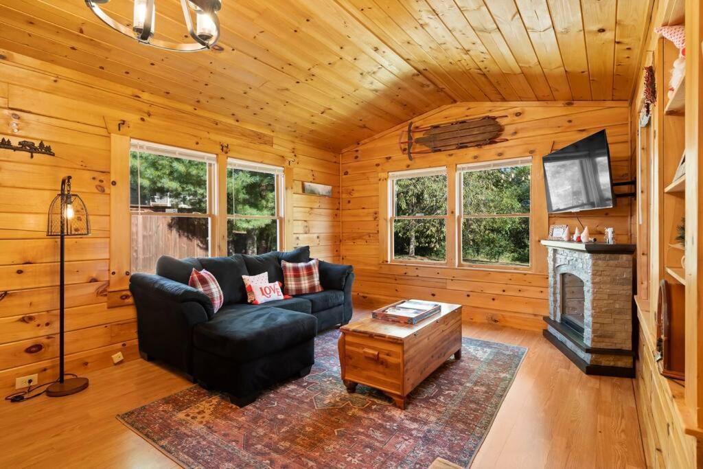 Dream Weaver Cabin Villa Candler ภายนอก รูปภาพ