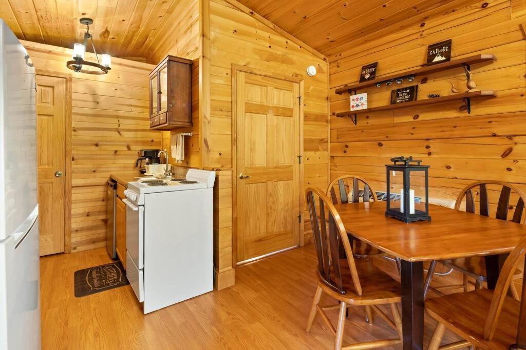 Dream Weaver Cabin Villa Candler ภายนอก รูปภาพ